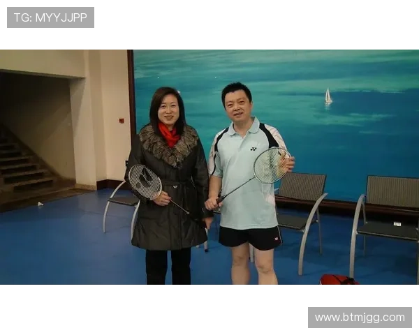 武汉羽毛球队与重庆羽毛球队赛后复盘力量对比分析与未来展望